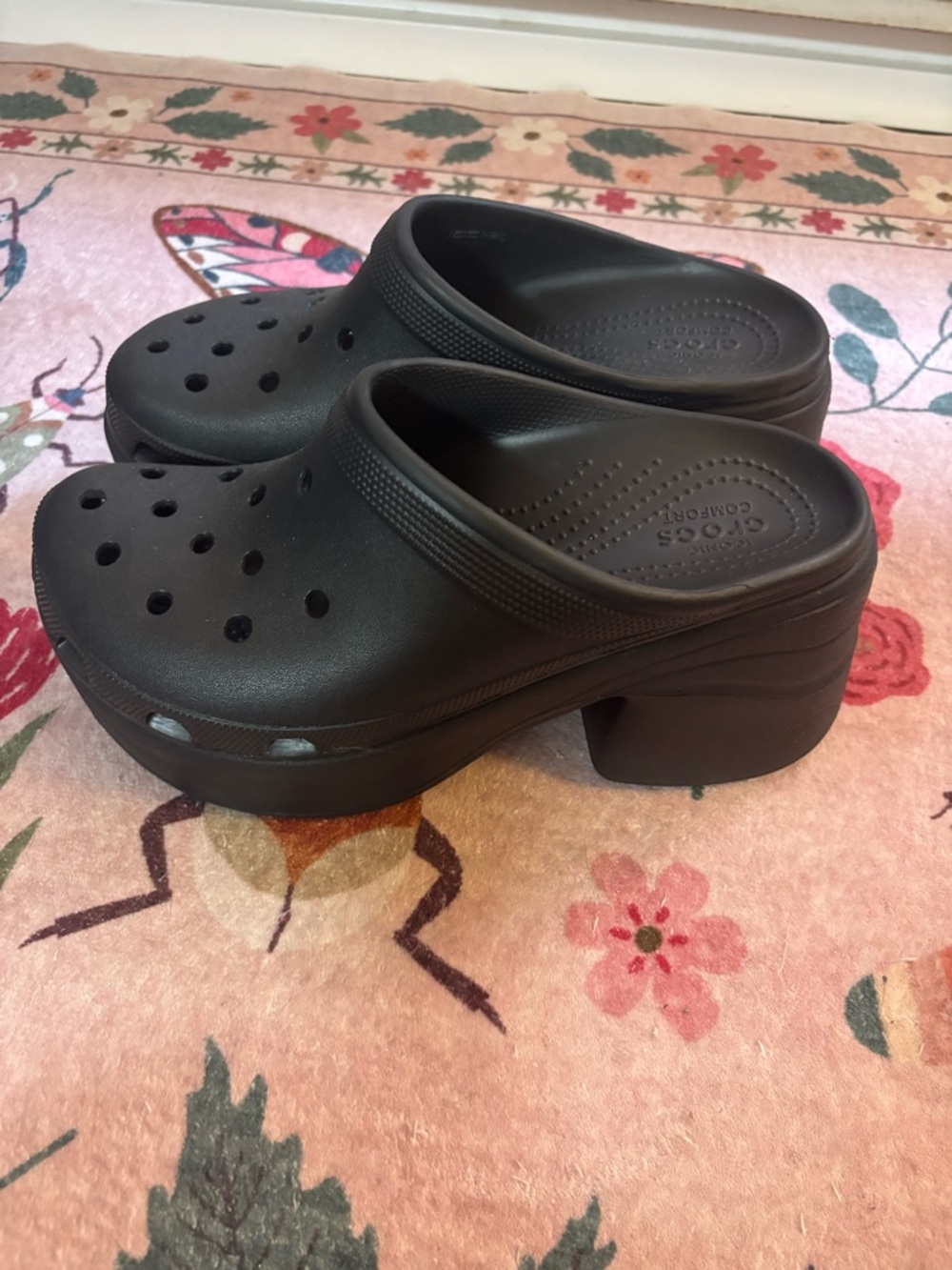Crocs Adult Siren Platform Clogs